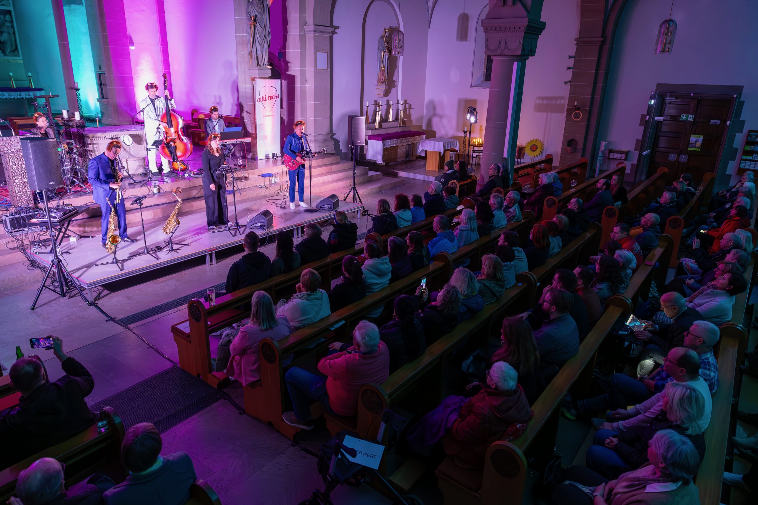 Athis Filmmusiknacht live in der Kirche
